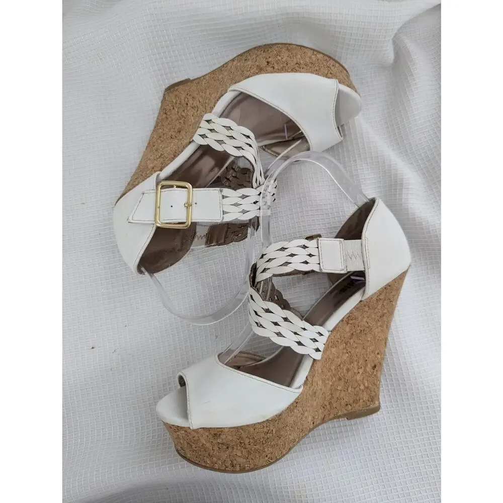 NWOT! CHARLOTTE RUSSE! PLATFORM CORK WHITE LEATHER CRISS-CROSS STRAP WEDGES!SZ 9